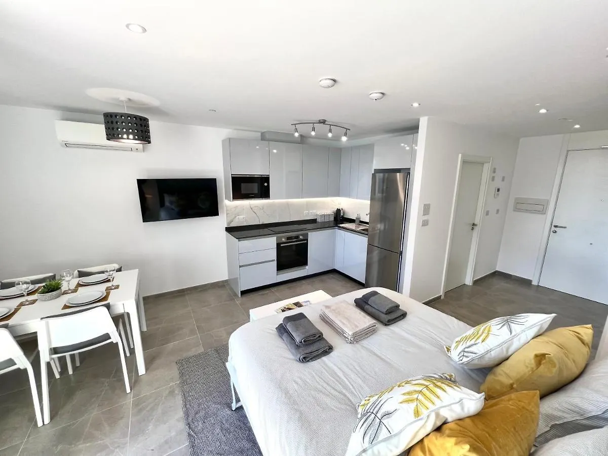 Stylish Studio With Ocean View Apartment Gibraltar